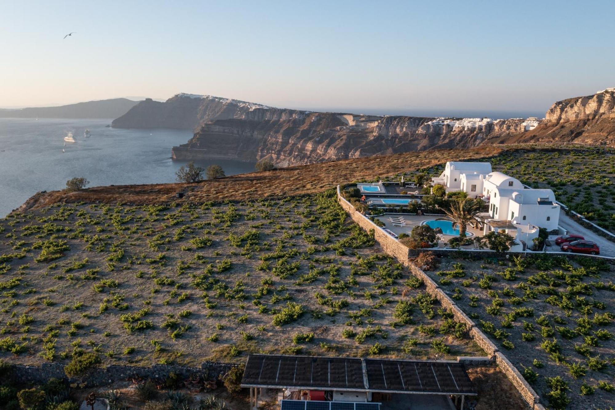 Villa Oinos - Sunset Views Ormos Athinios Exterior photo